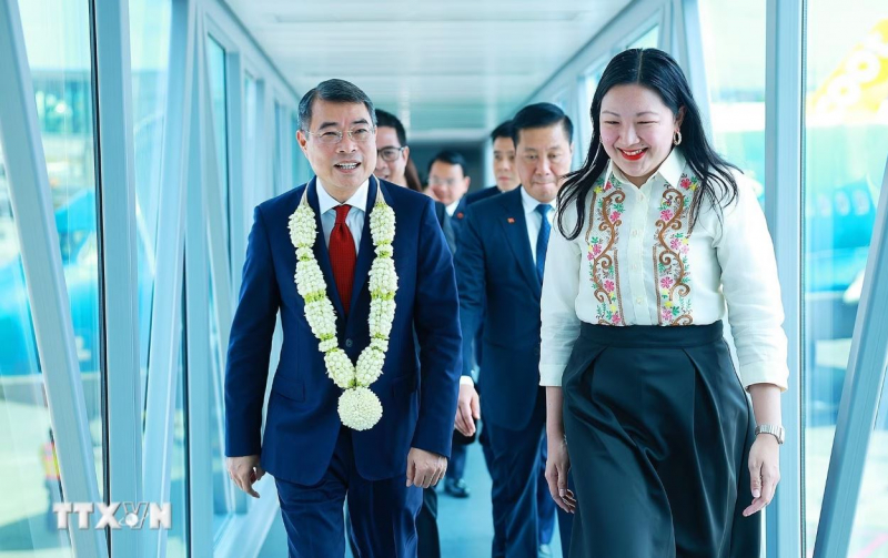 Thủ tướng Lê Minh Hưng đến Philippines dự Hội nghị Cấp cao ASEAN lần thứ 48 -0