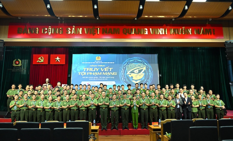 14 đội thi đến từ Công an 8 tỉnh tham dự cuộc thi “Hành trình truy vết tội phạm mạng” -0