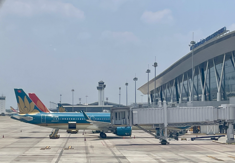  Hơn 95% dân số có thể tiếp cận sân bay trong bán kính 100km  -0