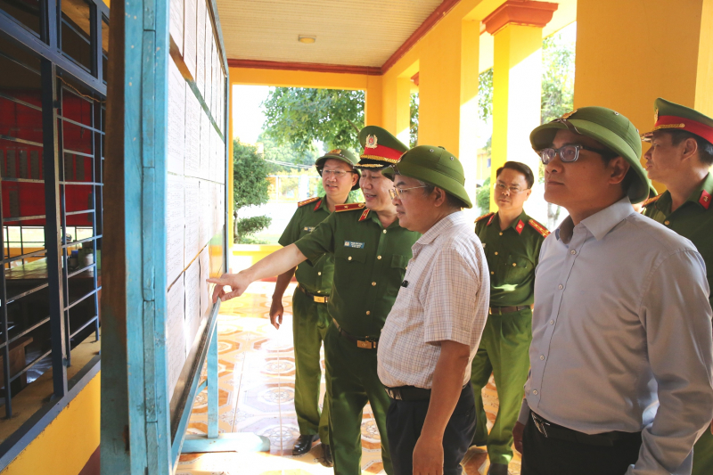 Đoàn công tác Văn phòng Chủ tịch nước kiểm tra công tác đặc xá tại Trại giam Tống Lê Chân -0