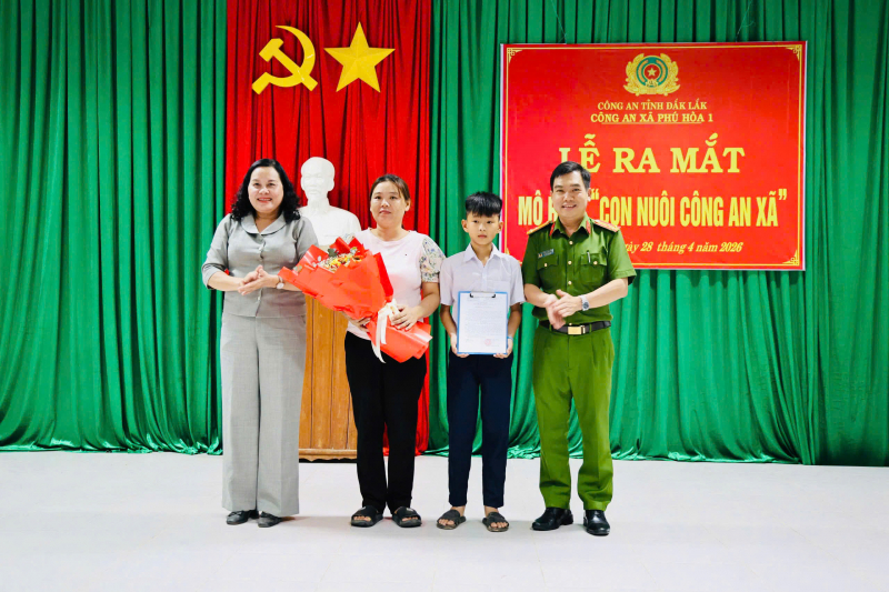 Siết chặt kỷ luật, bám sát địa bàn, bảo vệ bình yên vùng quê Phú Hòa 1  -0