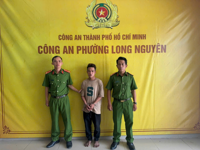 Bắt giữ đối tượng trộm cắp tài sản tại Miếu Bà Chúa Xứ Nguyên Nhung -0
