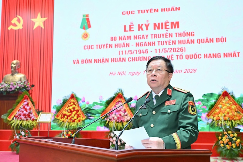 Cục Tuyên huấn đón nhận Huân chương Bảo vệ Tổ quốc hạng Nhất -0