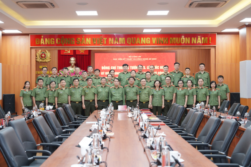 Đột phá để phát triển Học viện Kỹ thuật và Công nghệ an ninh xứng tầm với tên gọi mới -0