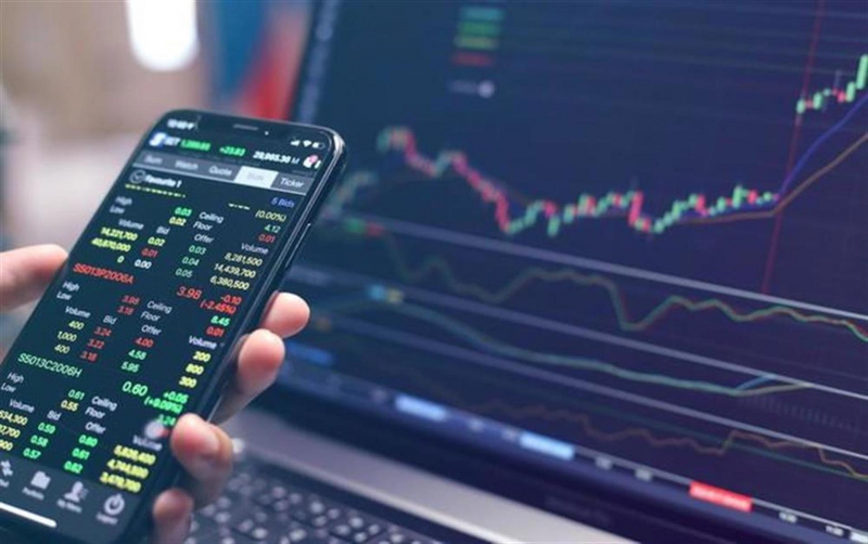 Sử dụng tiền điện tử AzCoin để chiếm đoạt tài sản -0