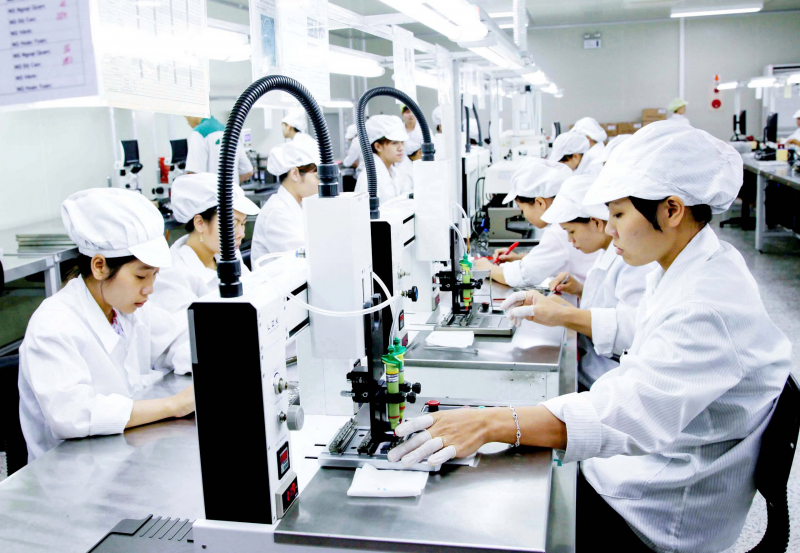 Xuất nhập khẩu bứt tốc, ngân sách tăng thu gần tỷ USD -0