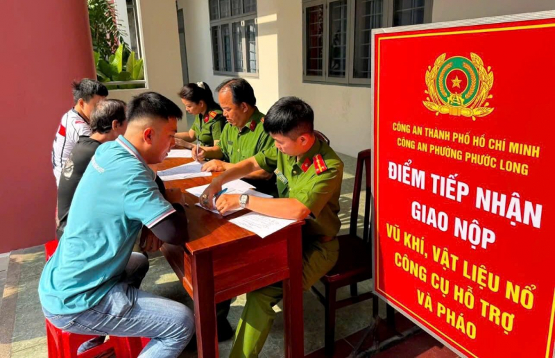 Hiệu quả từ phong trào giao nộp vũ khí tại TP Hồ Chí Minh -0