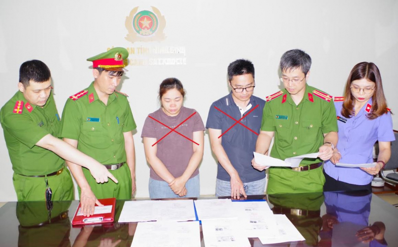 Khởi tố cặp đôi làm giả hồ sơ mua nhà ở xã hội -0