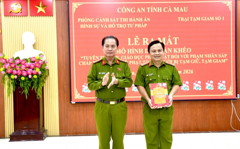 Trang bị hành trang pháp luật cho người hoàn lương -0