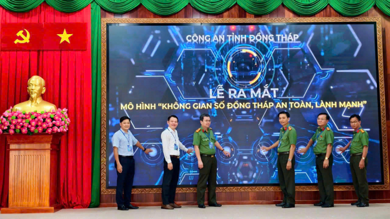 Đồng Tháp: Phòng ngừa, đấu tranh với thông tin “xấu, độc” trên không gian mạng -0