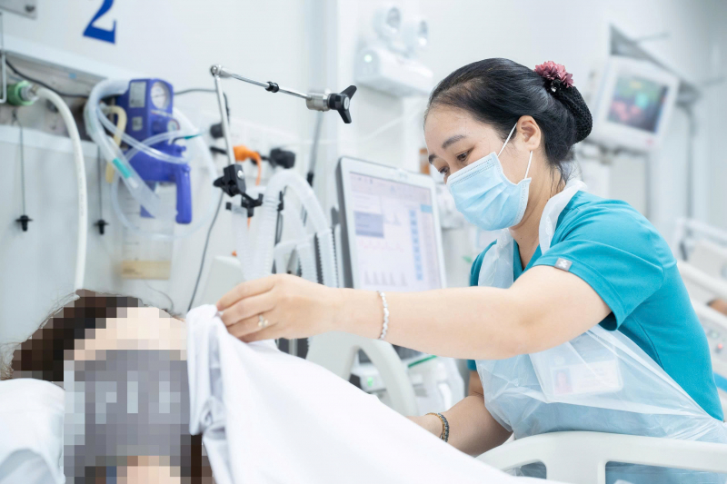 TP Hồ Chí Minh: Một phụ nữ ngộ độc thuốc tê nguy kịch sau hút mỡ tại phòng khám -2
