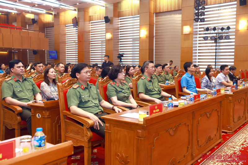 Lắng nghe tiếng nói đoàn viên để đổi mới hoạt động Công đoàn Công an nhân dân -0