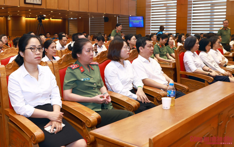 Lắng nghe tiếng nói đoàn viên để đổi mới hoạt động Công đoàn Công an nhân dân -0