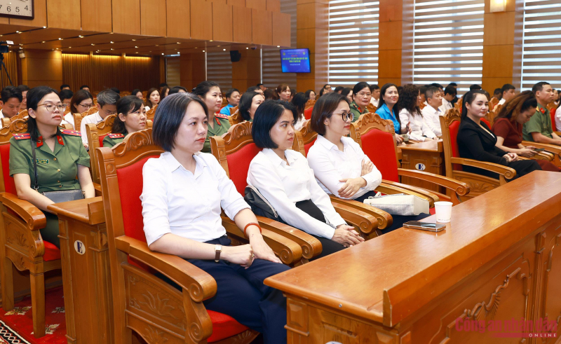 Lắng nghe tiếng nói đoàn viên để đổi mới hoạt động Công đoàn Công an nhân dân -1