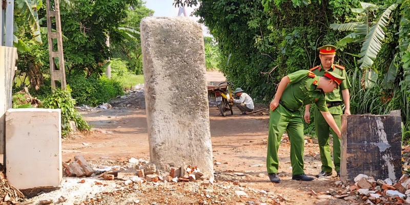Hà Nội: Chính quyền siết chặt bến bãi, trạm trộn không phép dọc bãi sông -0