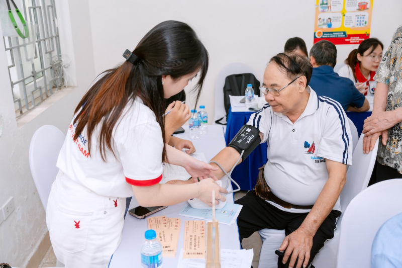 Giảm lượng muối trong thực phẩm chế biến, phòng chống tăng huyết áp và bệnh tim mạch -0