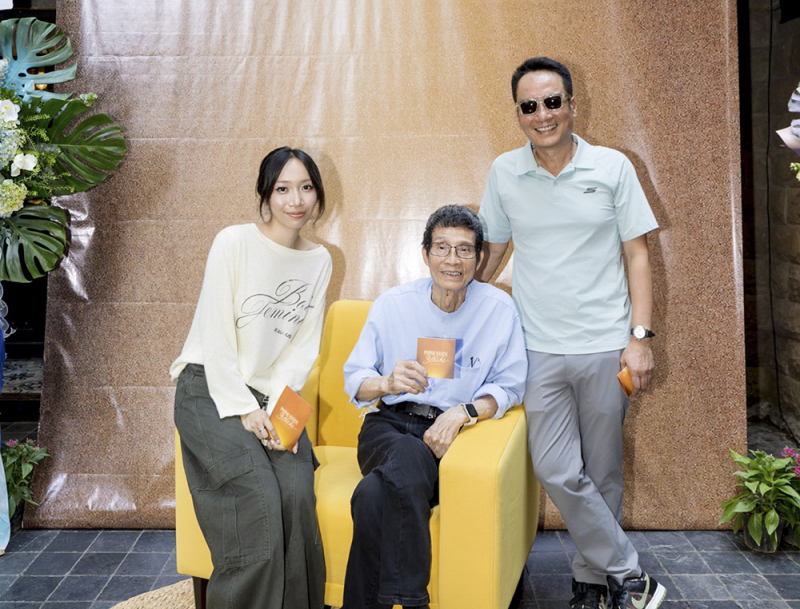 ba th%3f h%3f âm nh%3fc c%3fa gia dình nh%3fc si truong ng%3fc ninh - truong anh quân - truong m%3f anh.jpg -0