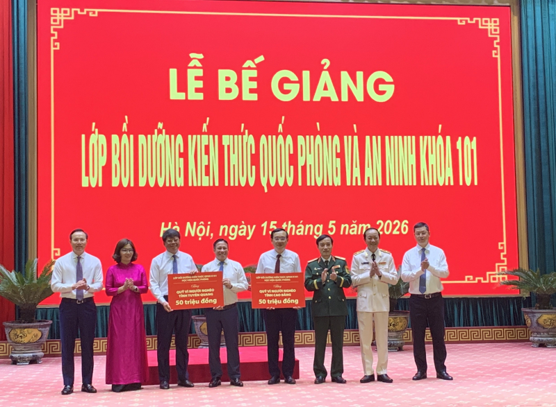 Bế mạc Lớp Bồi dưỡng kiến thước quốc phòng và an ninh khoá 101 -0
