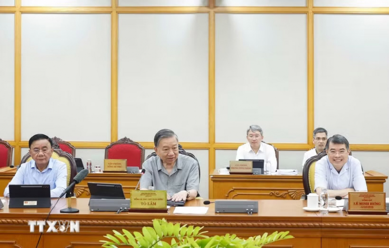 Bộ Chính trị cho ý kiến hoàn thiện thể chế vượt trội, tạo động lực mới để Thành phố Hồ Chí Minh phát triển nhanh, bền vững -0
