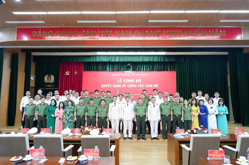 Công bố quyết đinh về công tác cán bộ của Tổng công ty GTEL -0