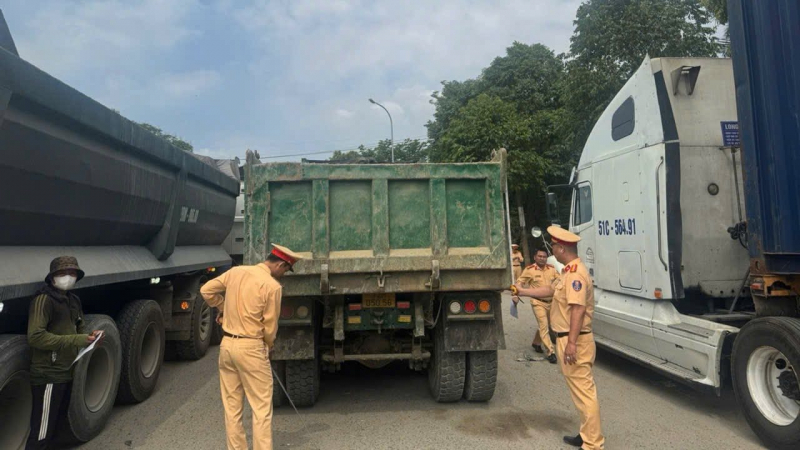 Hành trình 45 ngày đêm “làm sạch” địa bàn: Quyết tâm xây dựng TP Hồ Chí Minh không ma túy -1