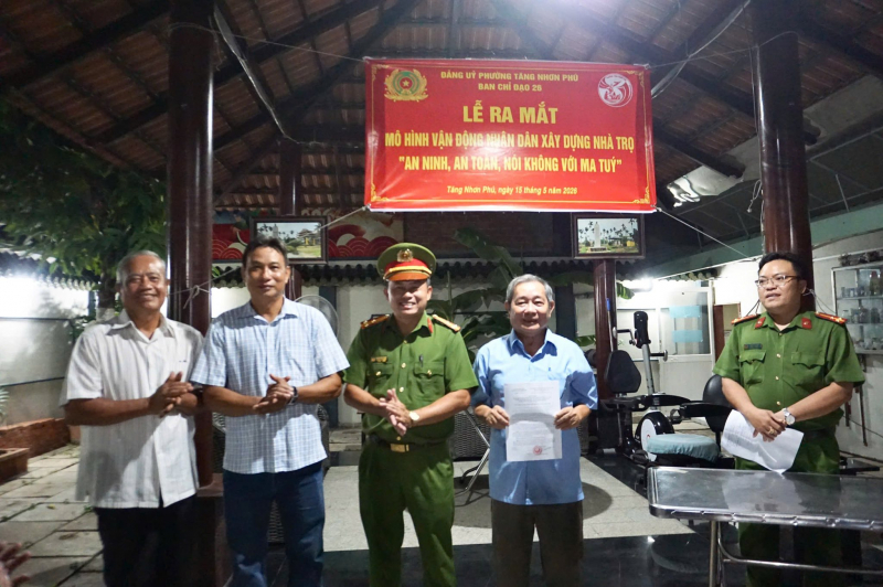 Hành trình 45 ngày đêm “làm sạch” địa bàn: Quyết tâm xây dựng TP Hồ Chí Minh không ma túy -2
