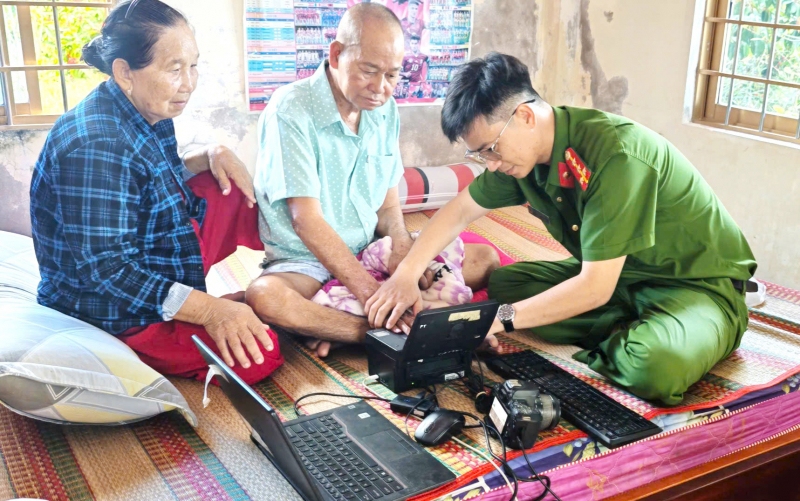 Công an Cà Mau đẩy nhanh tiến độ chuyển đổi số -0